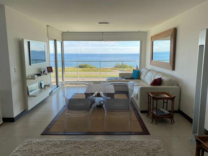 Apartamento en venta en Pinares, Maldonado