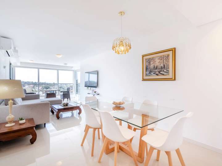 Apartamento en venta en Punta Del Este