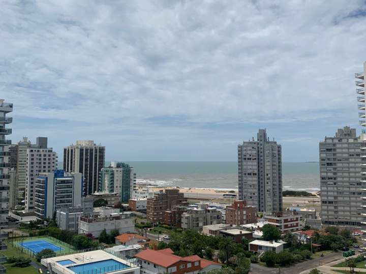 Apartamento en venta en Punta Del Este