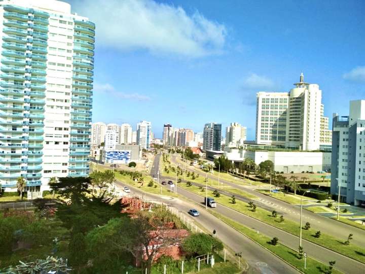 Apartamento en venta en Punta Del Este