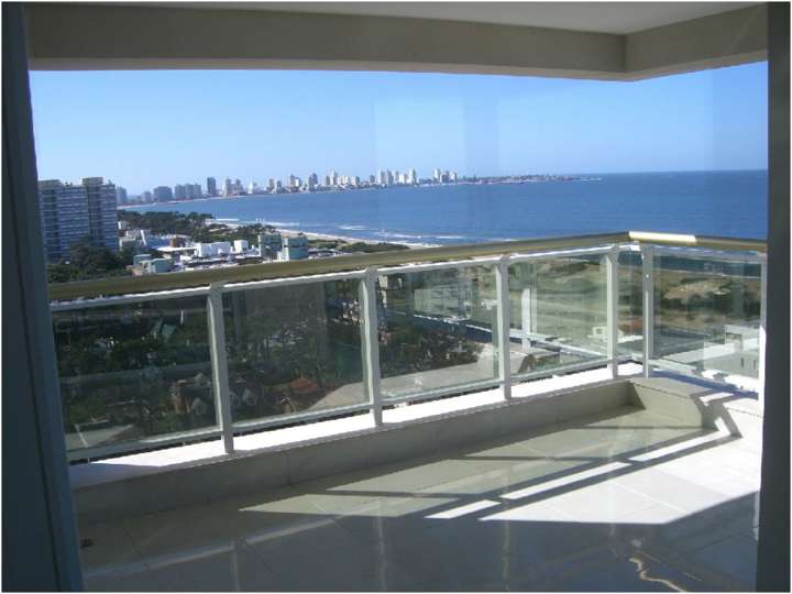 Apartamento en venta en Punta Del Este