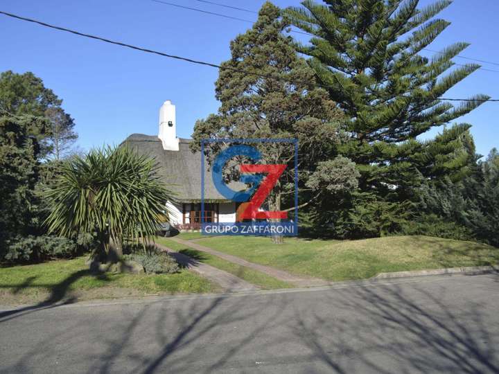 Casa en venta en Pinares, Maldonado