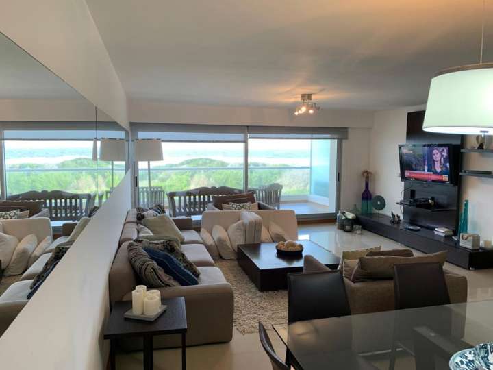 Apartamento en venta en Punta Del Este