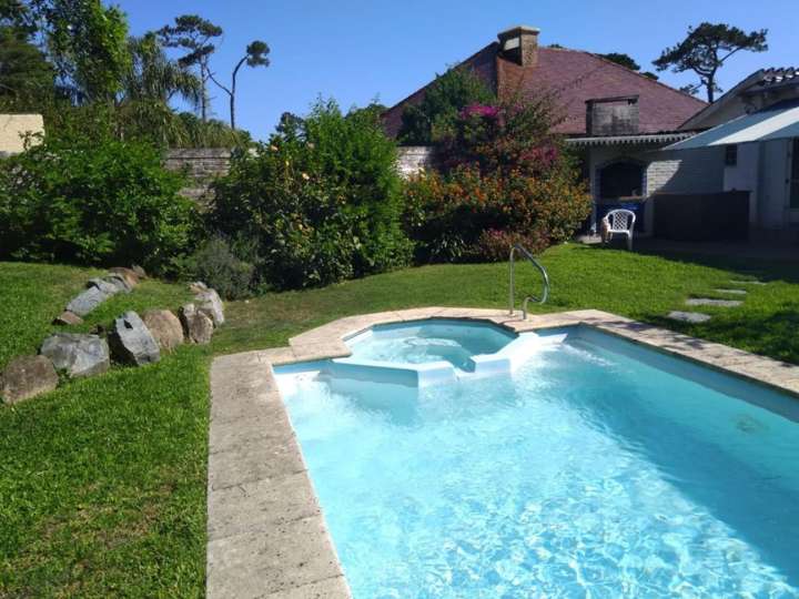 Casa en alquiler en Punta Del Este