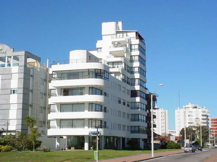 Apartamento en venta en Punta Del Este