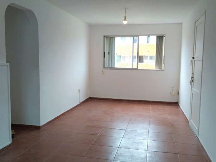 Apartamento en venta en General Artigas, Colonia