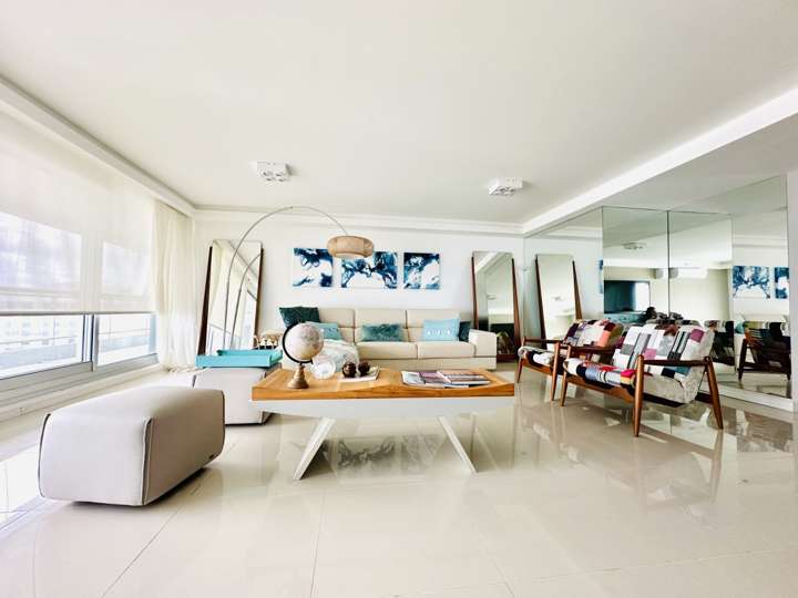 Apartamento en venta en Punta Del Este