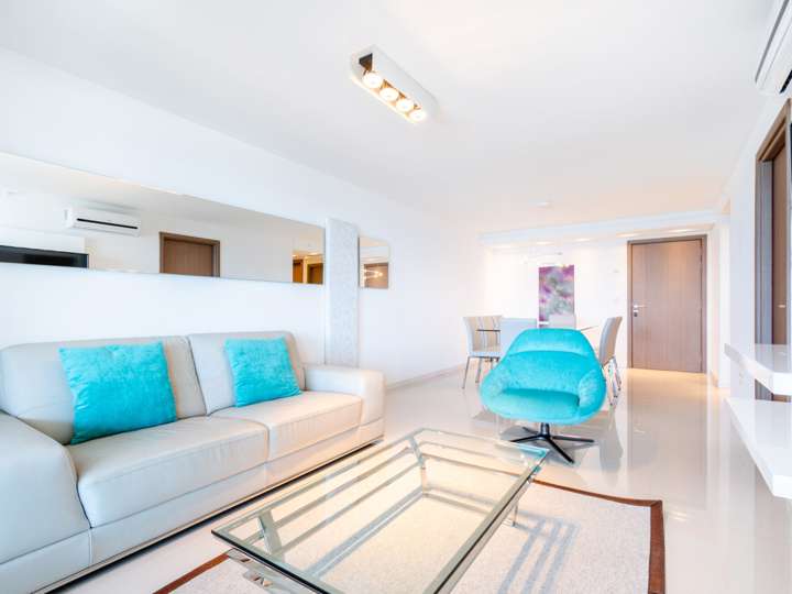 Apartamento en venta en Punta Del Este