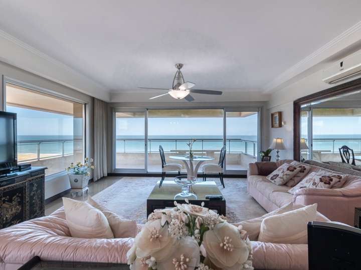 Apartamento en venta en Punta Del Este