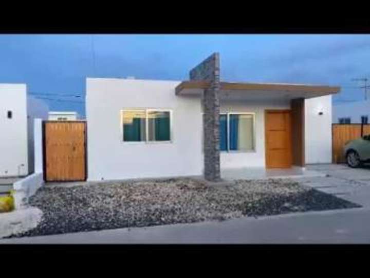 Casa en venta en Carretera de Servicio Punta Cana, La Altagracia