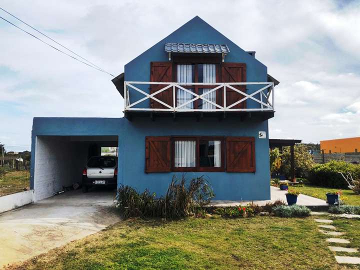 Casa en venta en Calle 16, Balneario Buenos Aires