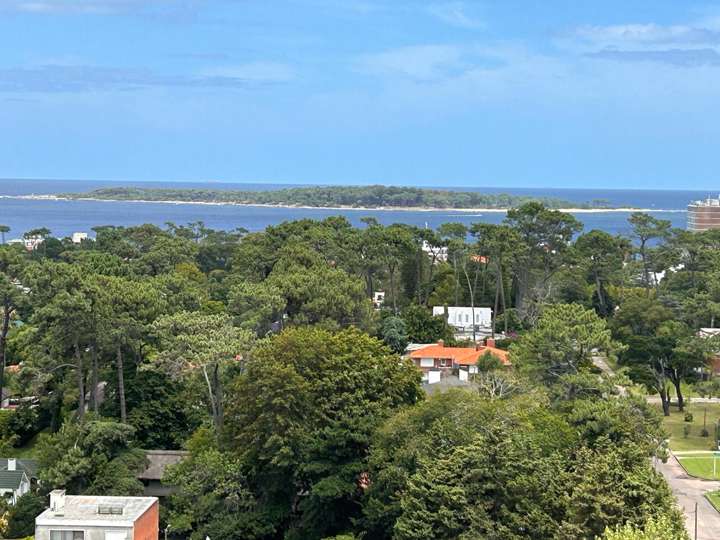 Apartamento en venta en Avenida Roosevelt, Punta del Este